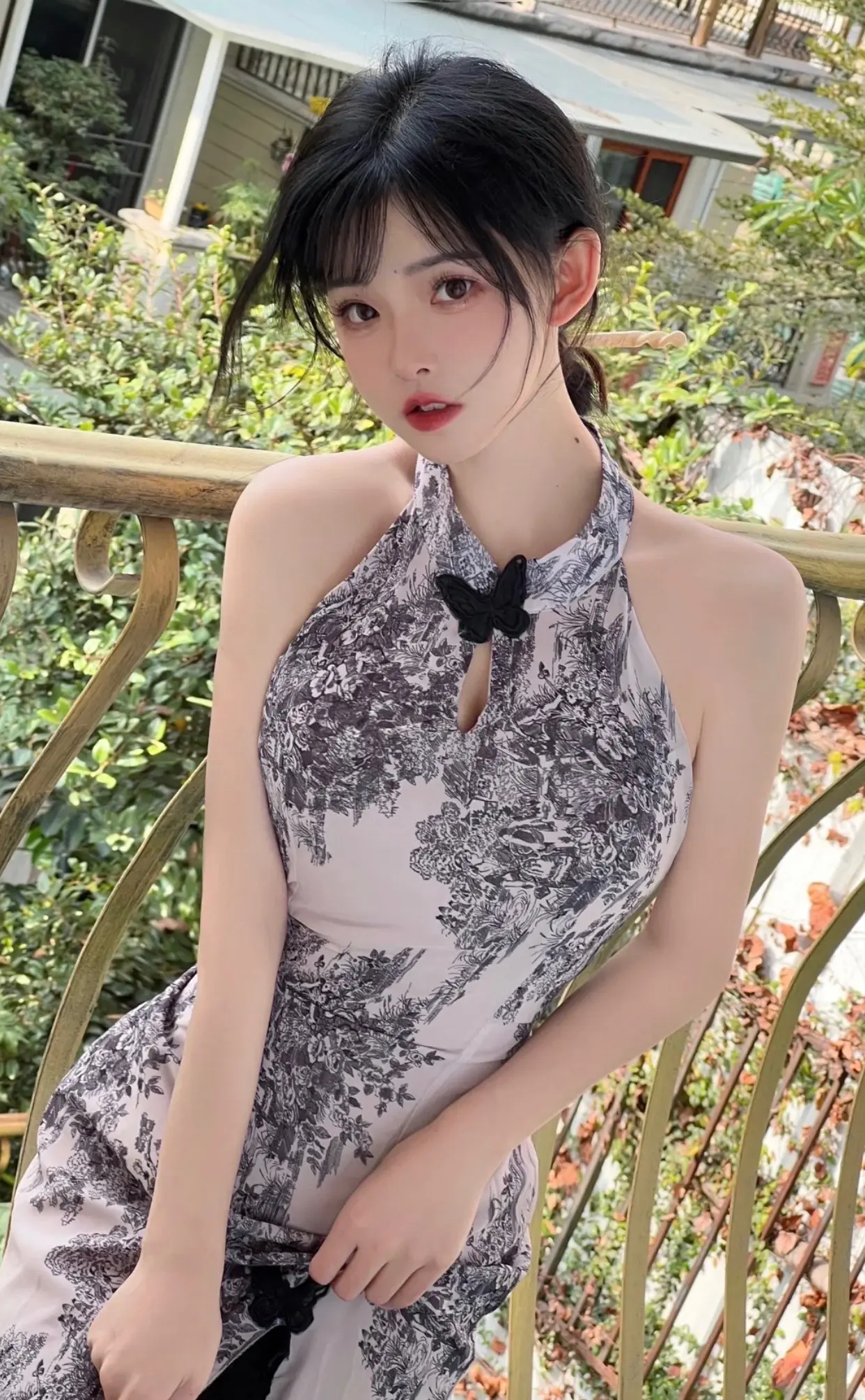 逼哩逼哩-全网最火的B站